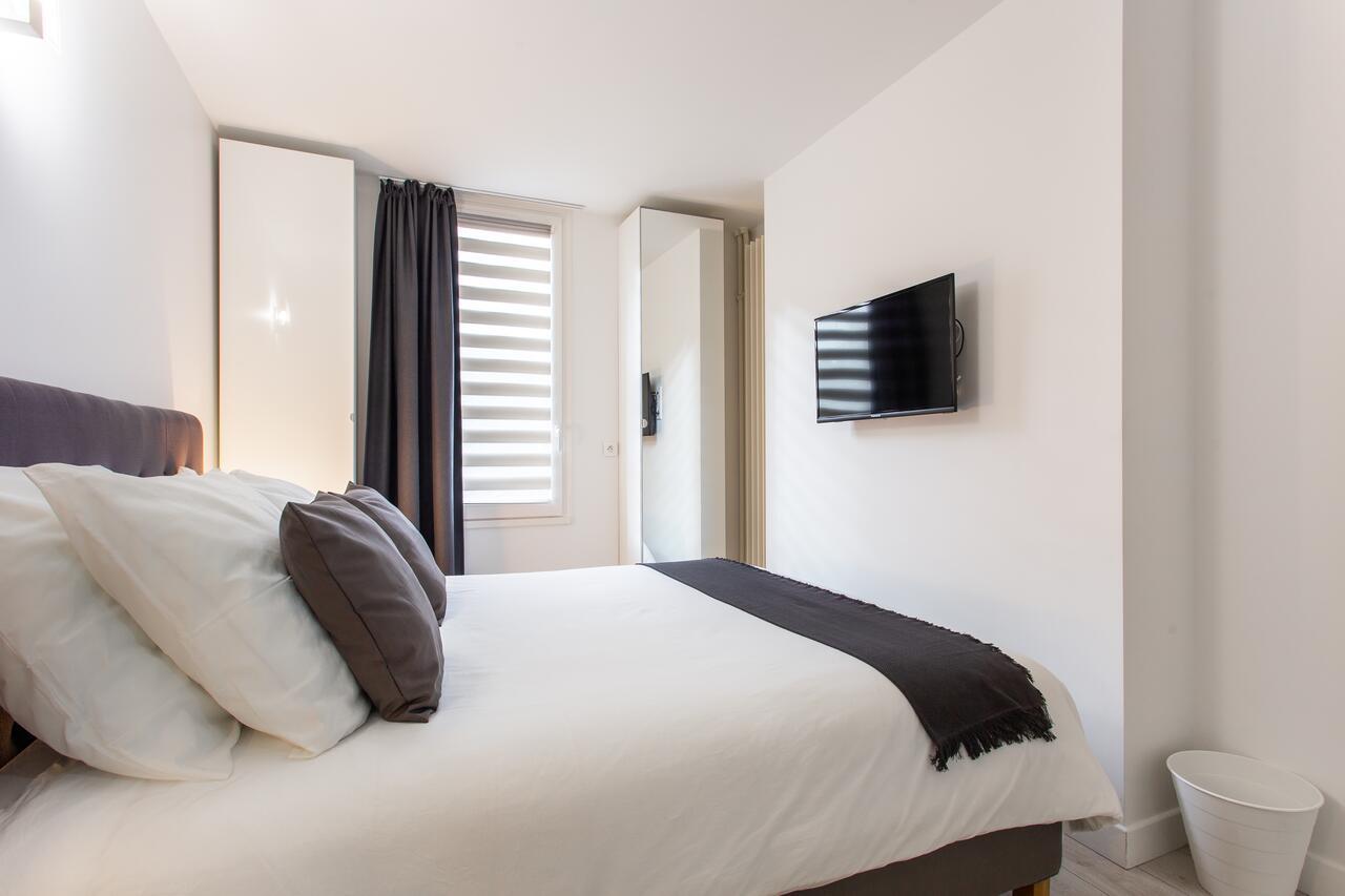 D&E - Paris-Disney - Holidays Apartment - Appartement De Vacances - 5 Chambres- 5 Sdb - 5 Bedrooms - 5 Bathrooms - Netflix Champs-Sur-Marne Buitenkant foto