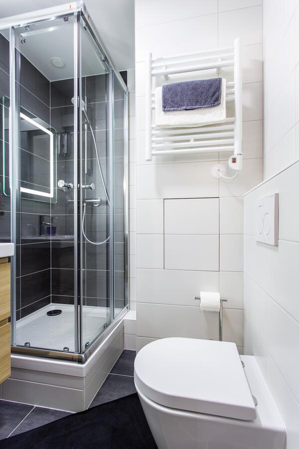 D&E - Paris-Disney - Holidays Apartment - Appartement De Vacances - 5 Chambres- 5 Sdb - 5 Bedrooms - 5 Bathrooms - Netflix Champs-Sur-Marne Buitenkant foto