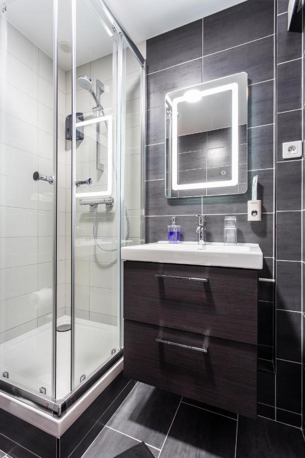 D&E - Paris-Disney - Holidays Apartment - Appartement De Vacances - 5 Chambres- 5 Sdb - 5 Bedrooms - 5 Bathrooms - Netflix Champs-Sur-Marne Buitenkant foto
