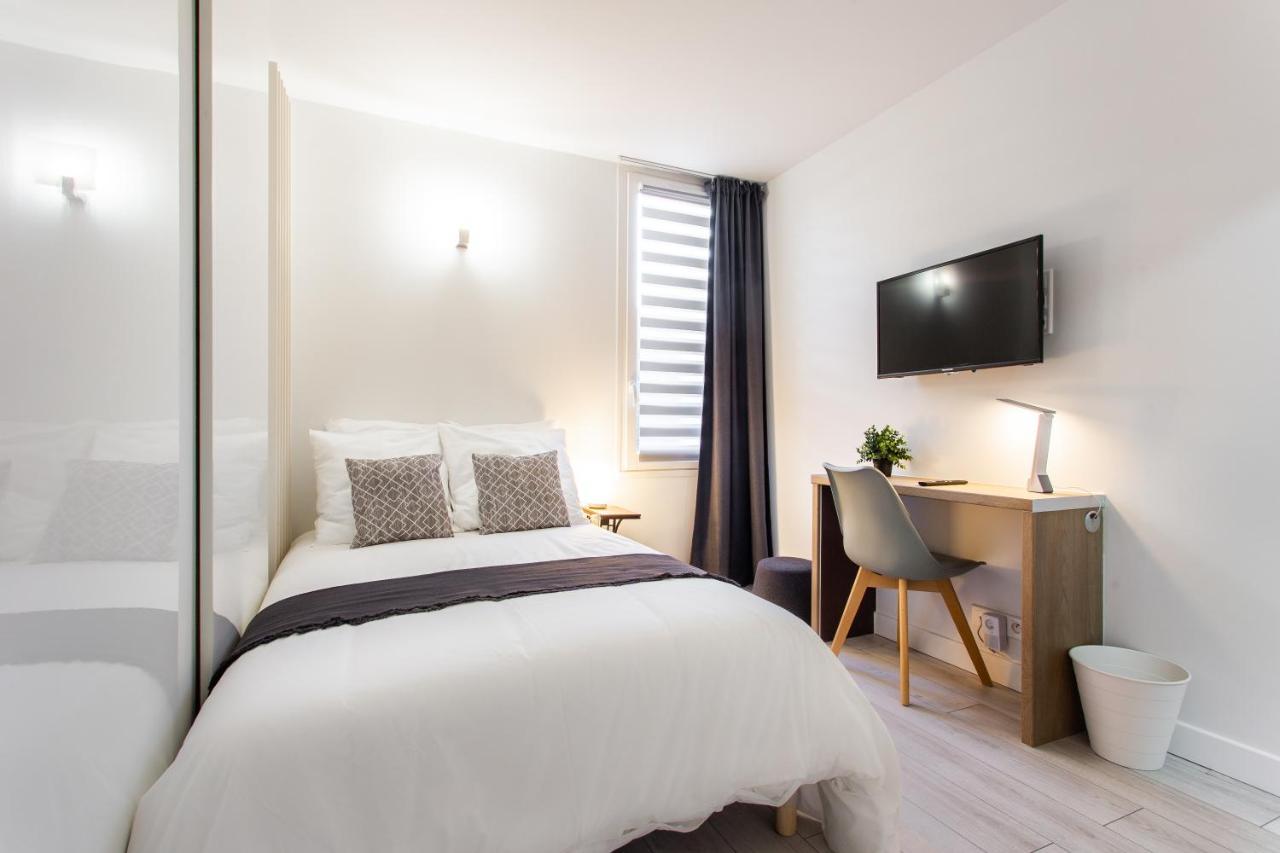 D&E - Paris-Disney - Holidays Apartment - Appartement De Vacances - 5 Chambres- 5 Sdb - 5 Bedrooms - 5 Bathrooms - Netflix Champs-Sur-Marne Buitenkant foto