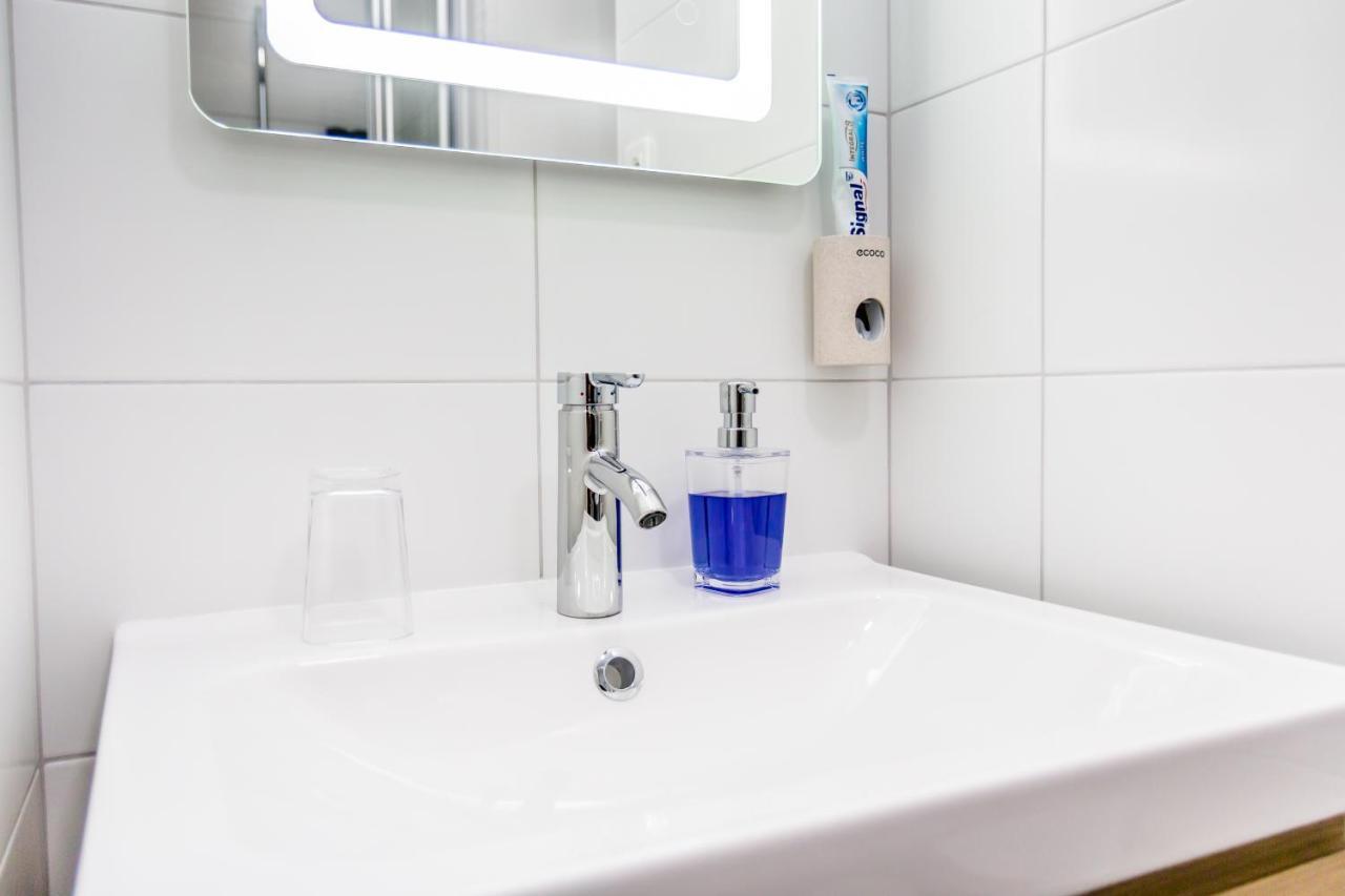 D&E - Paris-Disney - Holidays Apartment - Appartement De Vacances - 5 Chambres- 5 Sdb - 5 Bedrooms - 5 Bathrooms - Netflix Champs-Sur-Marne Buitenkant foto